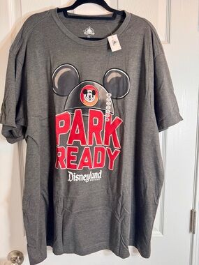 NWT Disneyland "Park Ready" Mickey Mouse Gray Graphic T-Shirt Tee (Size: 3X).